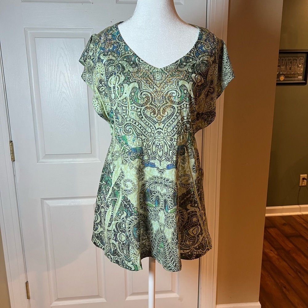 One World Womens Size M Green Studded Paisley V Neck Top Boho Fairy Hippie